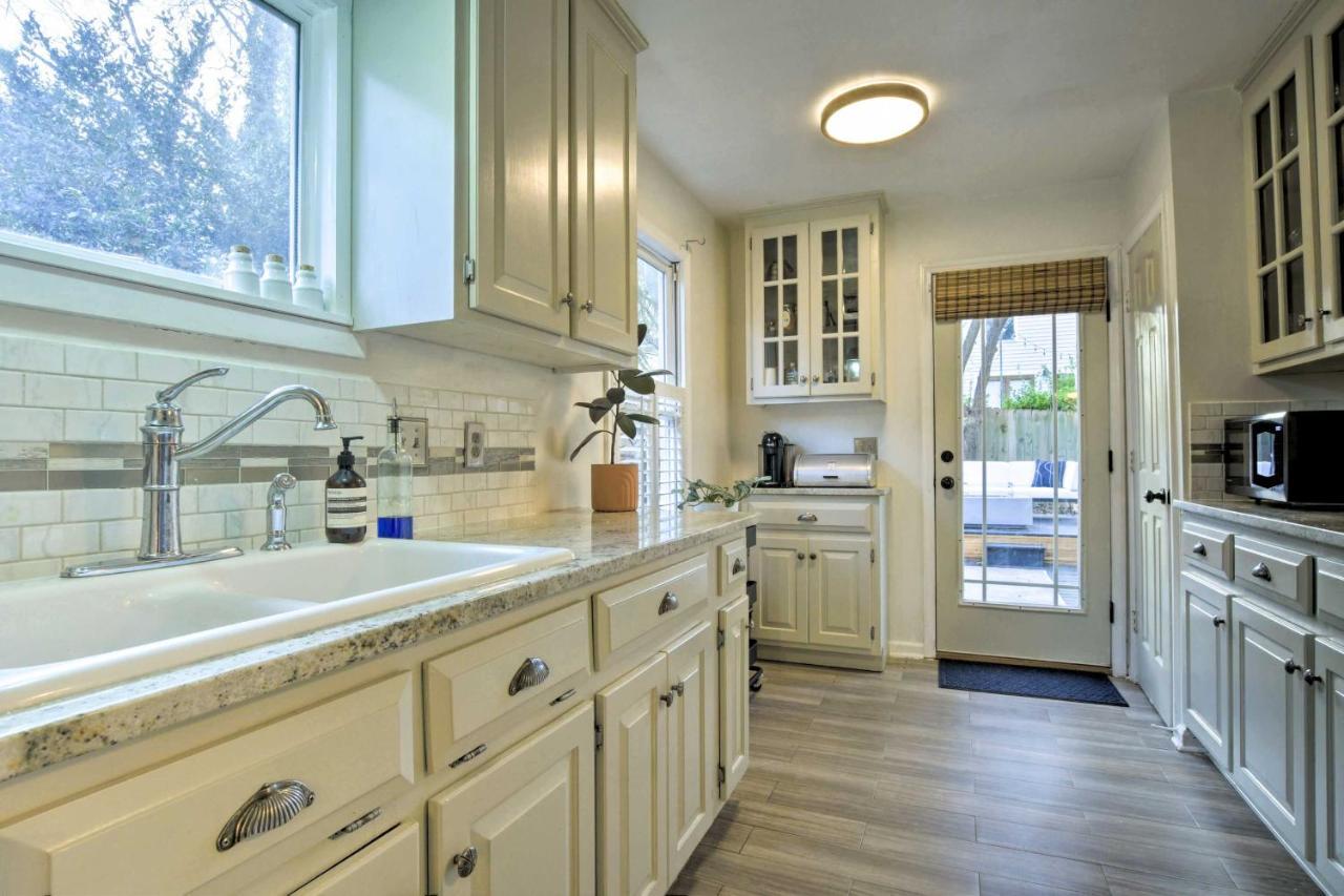 Home With Outdoor Oasis In Downtown Raleigh! Eksteriør billede